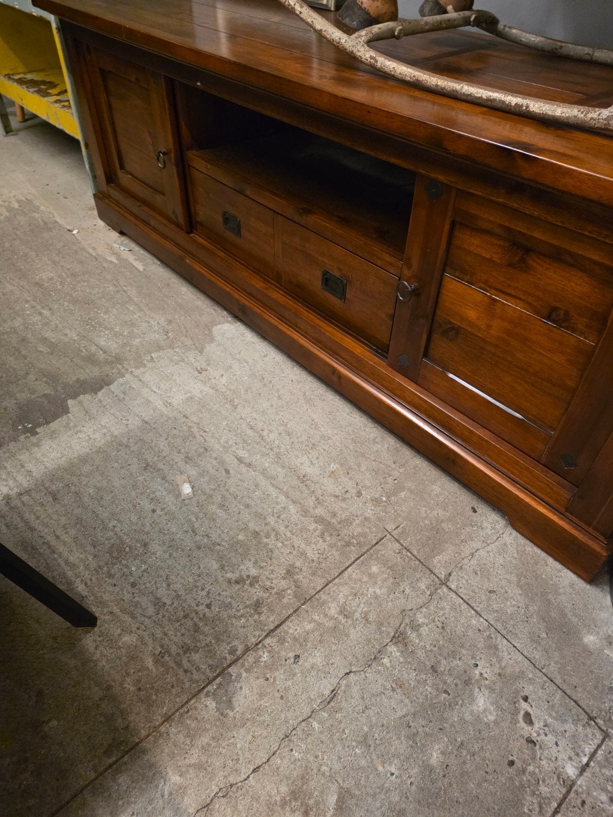 Tv kast breedte 180cm hoogte 60cm Diepte 59cm, Ophalen, ., ., .