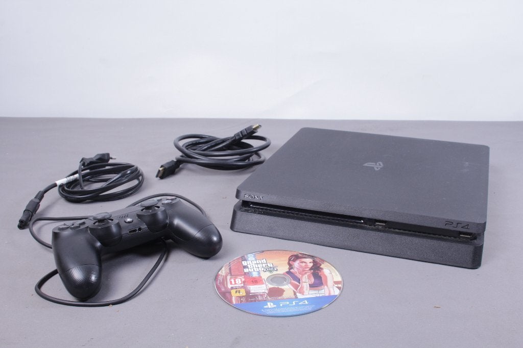 I06 Playstation 4 Slim, Gebruikt, 1 speler, Racen en Vliegen, Ophalen of Verzenden