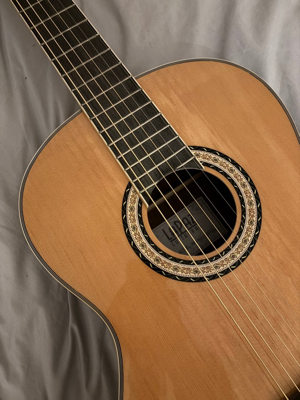 Foto 2 van lapaz akoestische gitaar