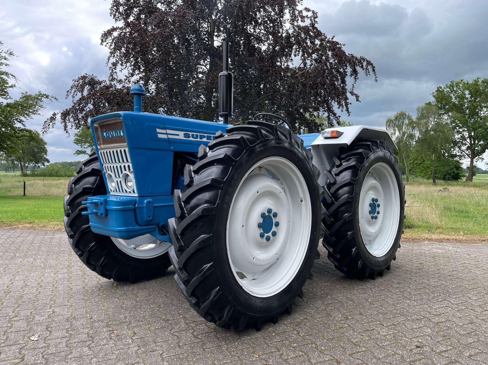 Ford County SUPER FOUR 754 Oldtimer Tractor NIEUWSTAAT!, Ophalen, Gebruikt, Tot 80 Pk, Ford