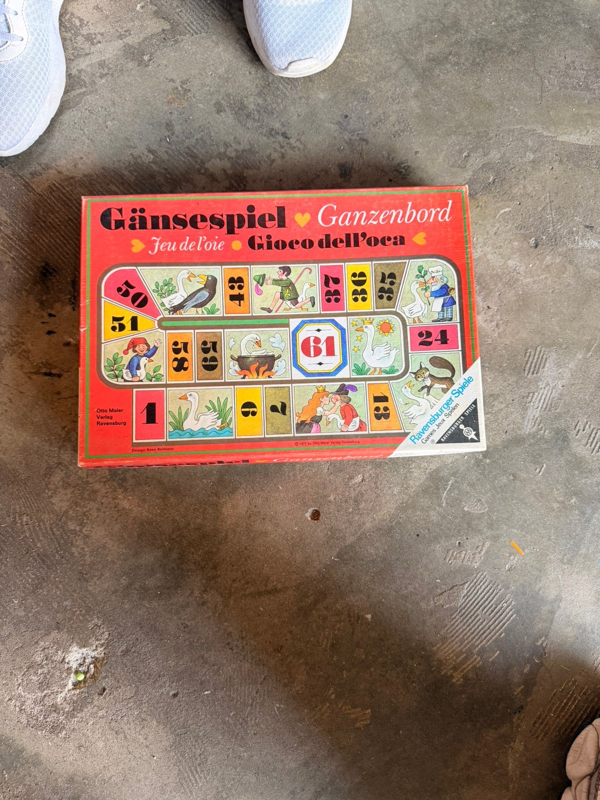 Oud ganzenbord met 4 extra (papier) spellen, Ophalen of Verzenden, Zo goed als nieuw