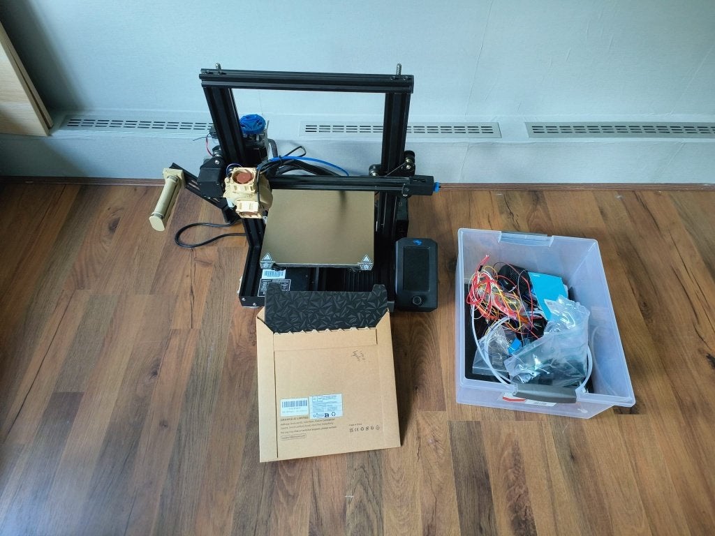 Ender 3 V2 3D-printer –Inclusief Dual Z-as upgrade & extra's, Computers en Software, 3D Printers, Gebruikt, Filament, Ophalen