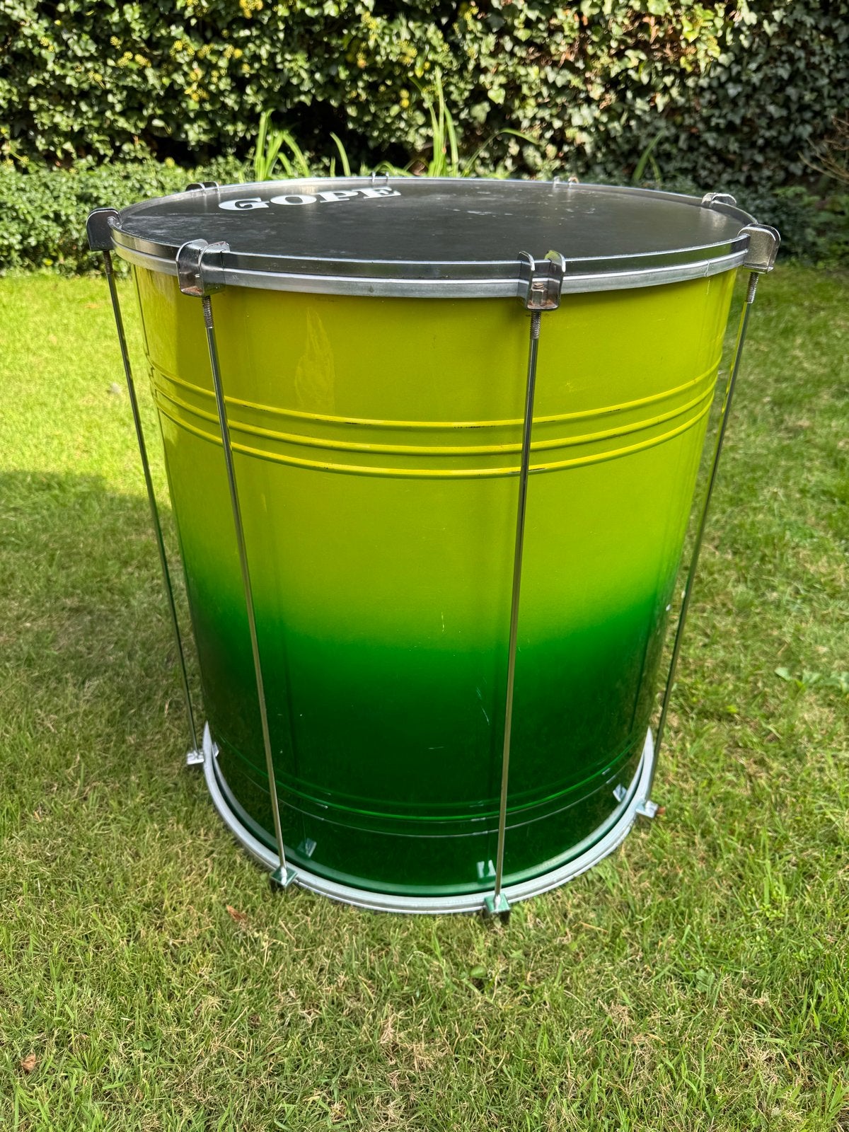 Gope Surdo Groen/Geel, Muziek en Instrumenten, Ophalen of Verzenden, Gebruikt, Trommel