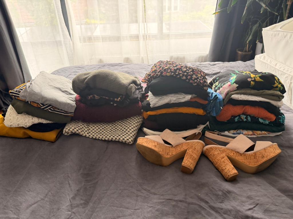GRATIS dameskleding, Ophalen, Zo goed als nieuw, Overige kleuren, Sneakers of Gympen