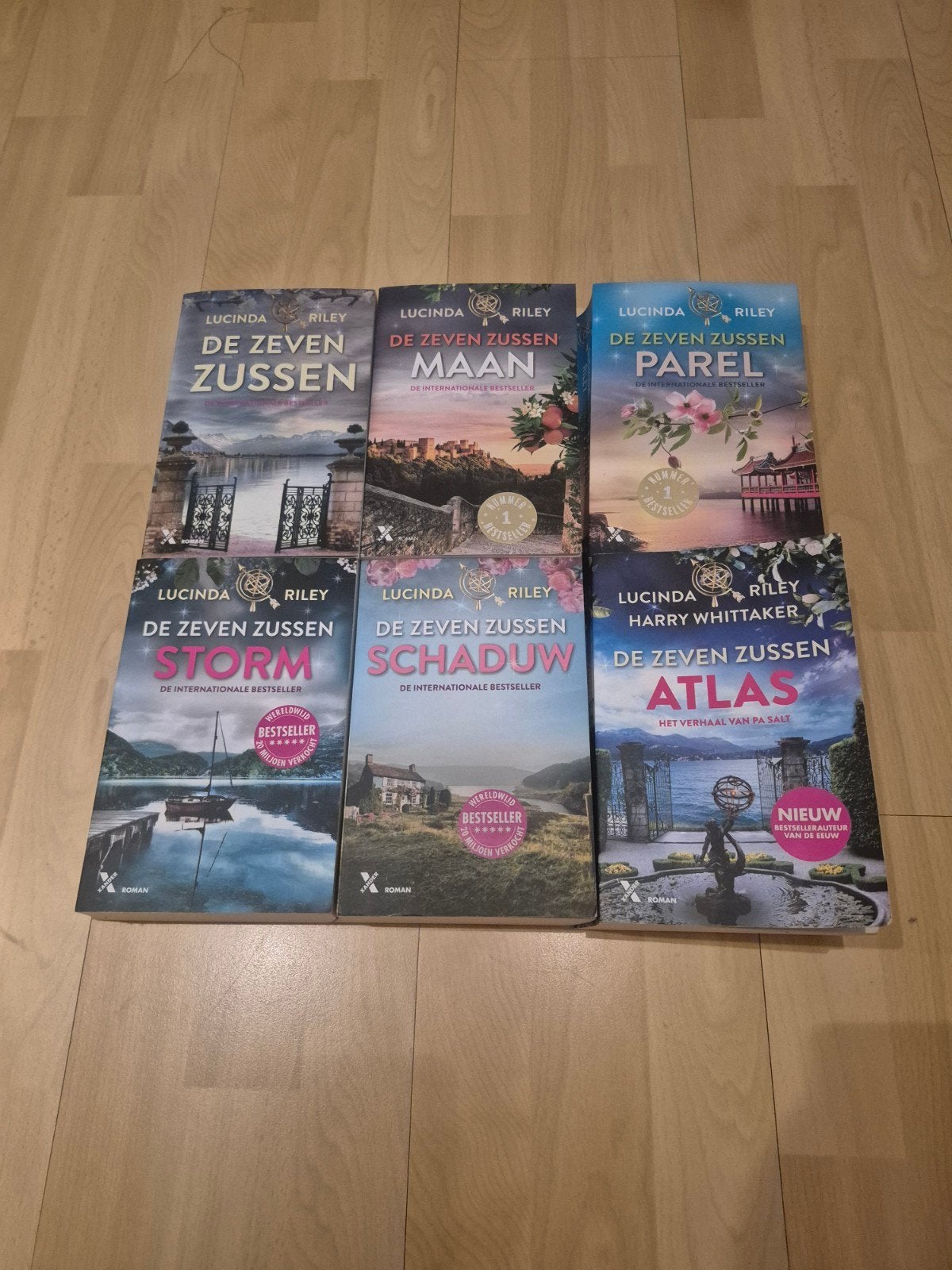 De Zeven Zussen serie - Lucinda Riley - 6 boeken, Ophalen of Verzenden, Gelezen, Lucinda Riley