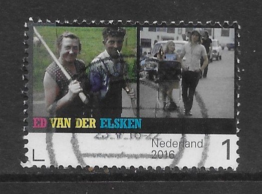 2016, Ed vd Elsken, Vrouw met stok en man [3422] (K1915), Postzegels en Munten, Postzegels | Nederland, Ophalen of Verzenden