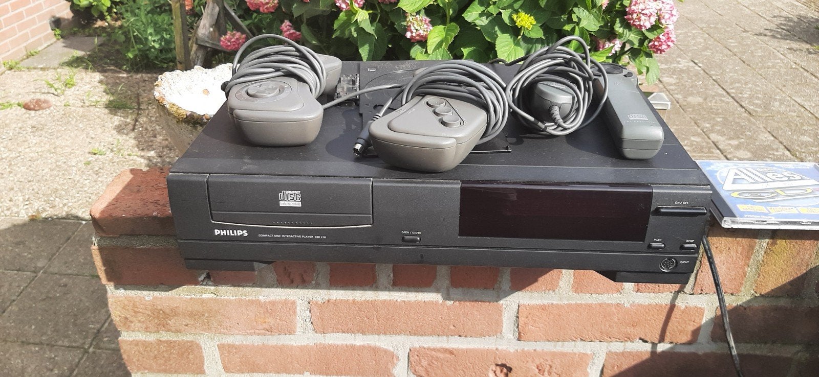 Philips CD-i 210 met controllers en 8 spellen, Spelcomputers en Games, Spelcomputers | Overige, Gebruikt, Ophalen of Verzenden