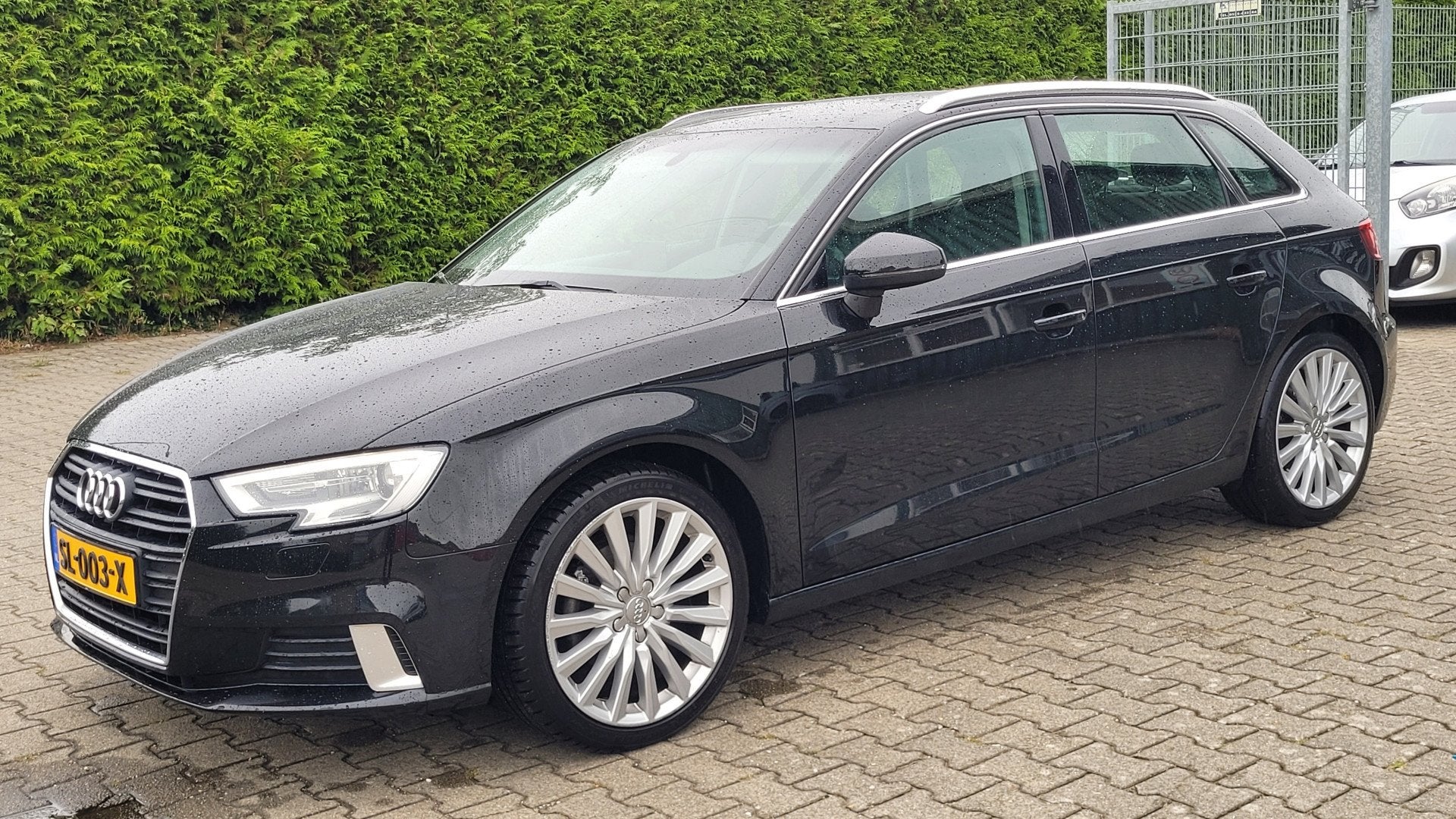 Audi A3 Sportback 1.0 TFSI Design Pro Line Plus Keurige auto, Auto's, Gebruikt, Euro 6, 116 pk, Zwart