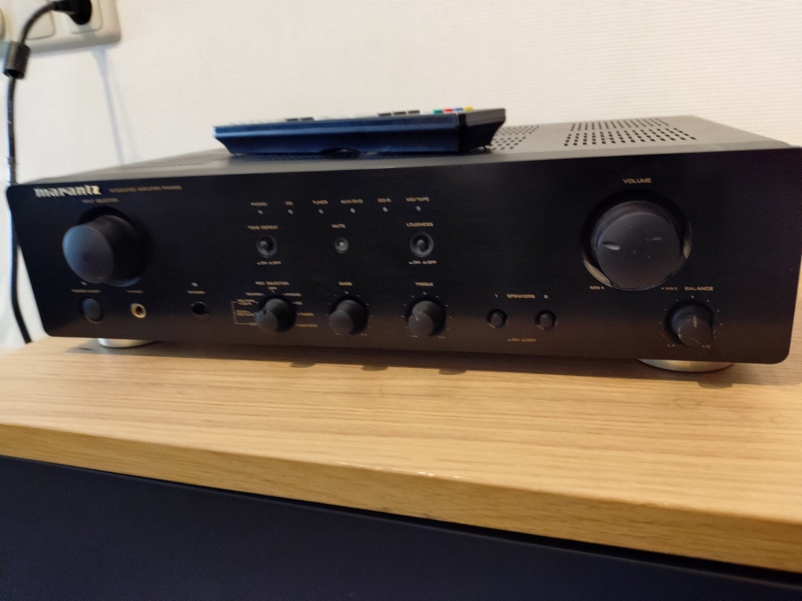 Marantz PM4400 stereo versterker compleet met AB, Marantz, Ophalen of Verzenden, Zo goed als nieuw, Minder dan 60 watt