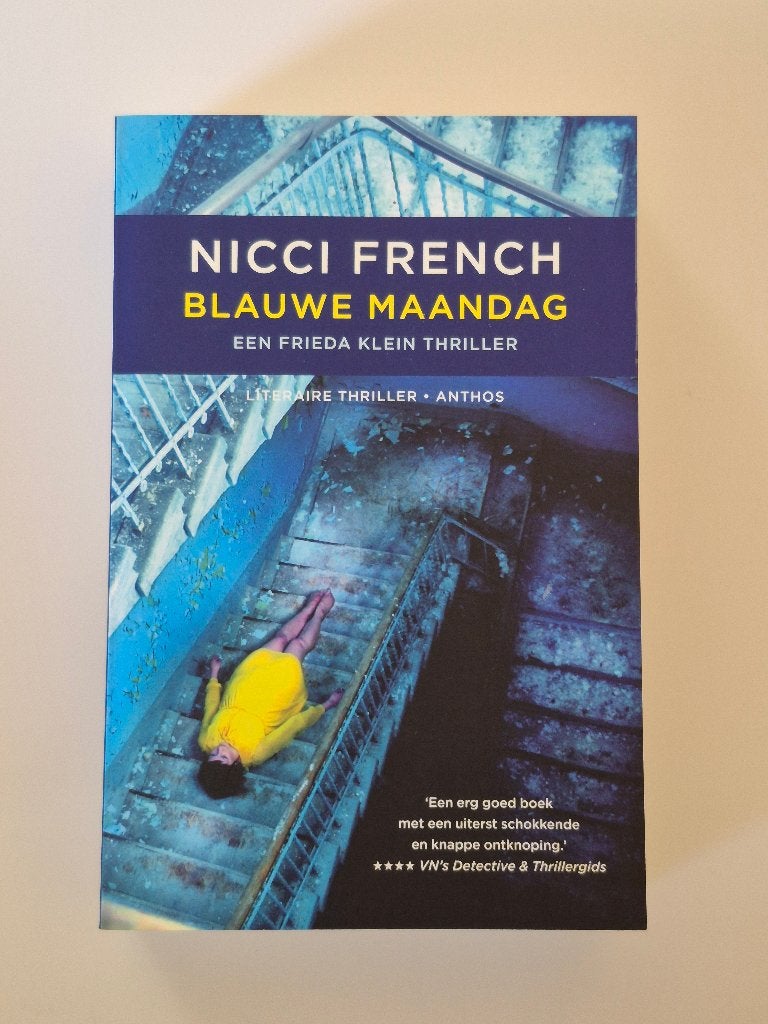 Nicci French - Blauwe Maandag - Frieda Klein 1, Ophalen of Verzenden, Zo goed als nieuw, Nicci French