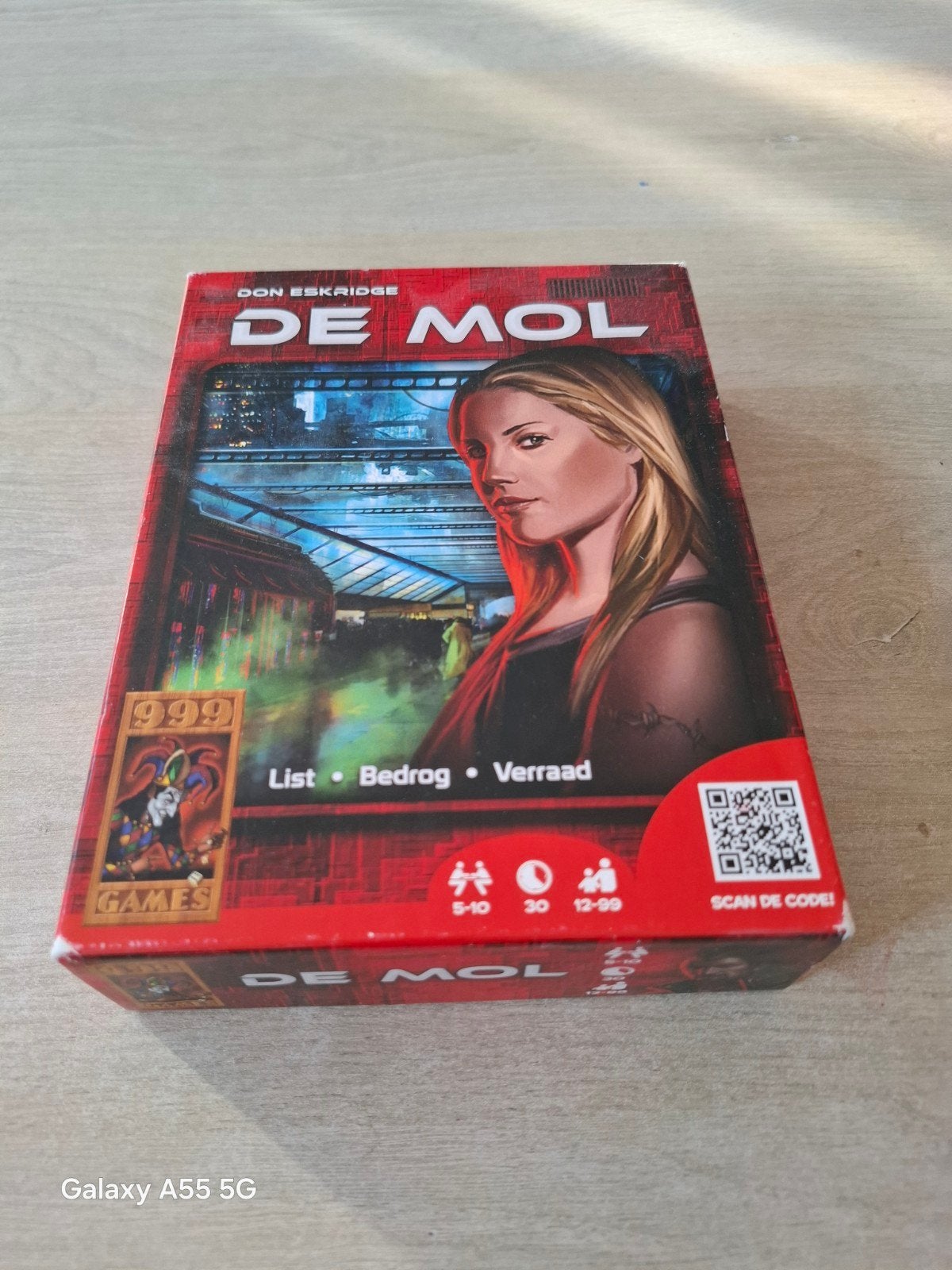 De Mol Bordspel - List, Bedrog, Verraad, Postbus 176, 3350 AD Papendrecht, Vijf spelers of meer, Zo goed als nieuw, 999 Games