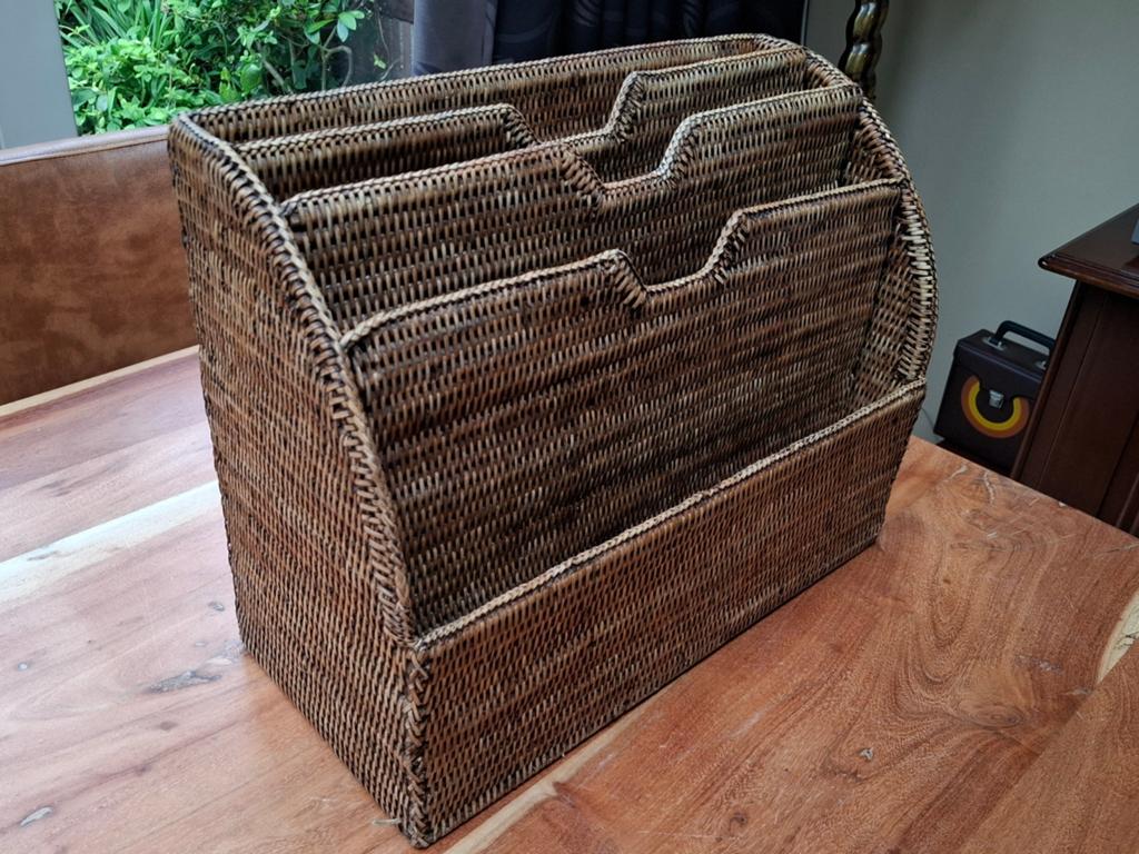 Birma rieten tijdschriften organizer krantenbak, Ophalen of Verzenden