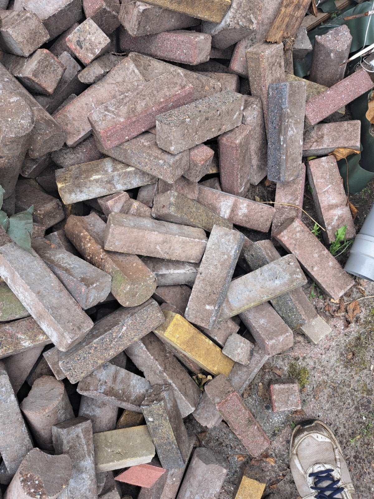 Waaltjes, Tuin en Terras, Ophalen, Beton, Klinkers