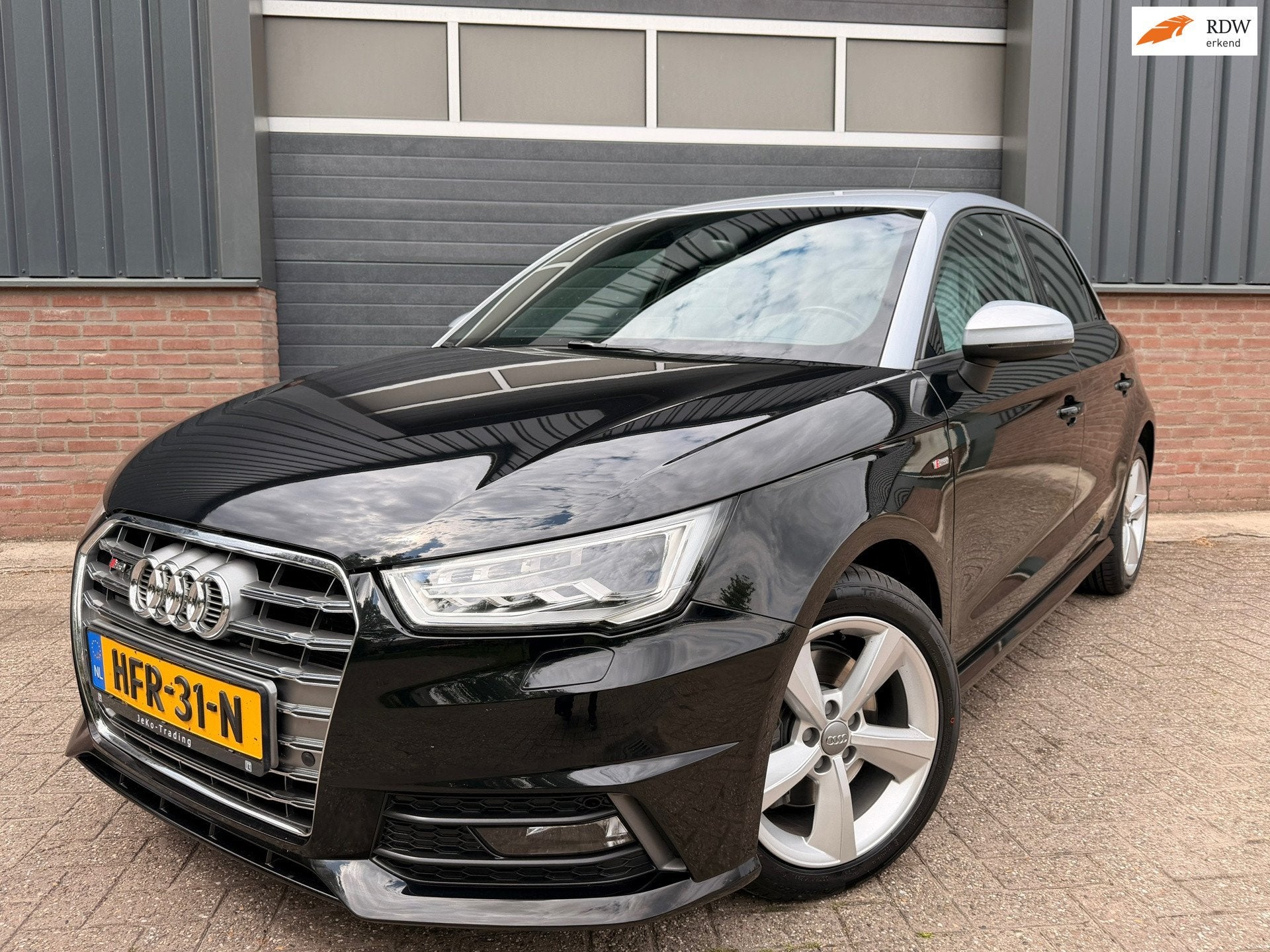 Audi A1 SPORTBACK 1.4 TFSI 125PK Design Pro Line Plus S-Line, 4 cilinders, 4 stoelen, Zwart, 600 kg