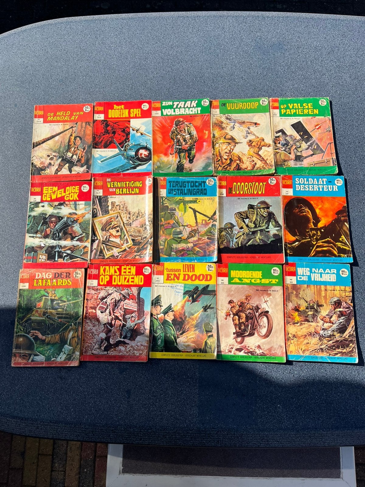 Oorlogstrip mini Victoria 135 nrs en totaal 205 nrs front, Meerdere comics, Ophalen of Verzenden, Zo goed als nieuw, Europa