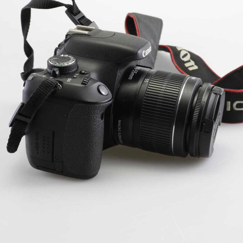 Canon EOS 600D + EF-S 18-55mm DC III, Canon, Zo goed als nieuw, Support@canon.com, 30-2, Shimomaruko 3-chome, Ohta-ku
Tokyo 146-8501
Japan