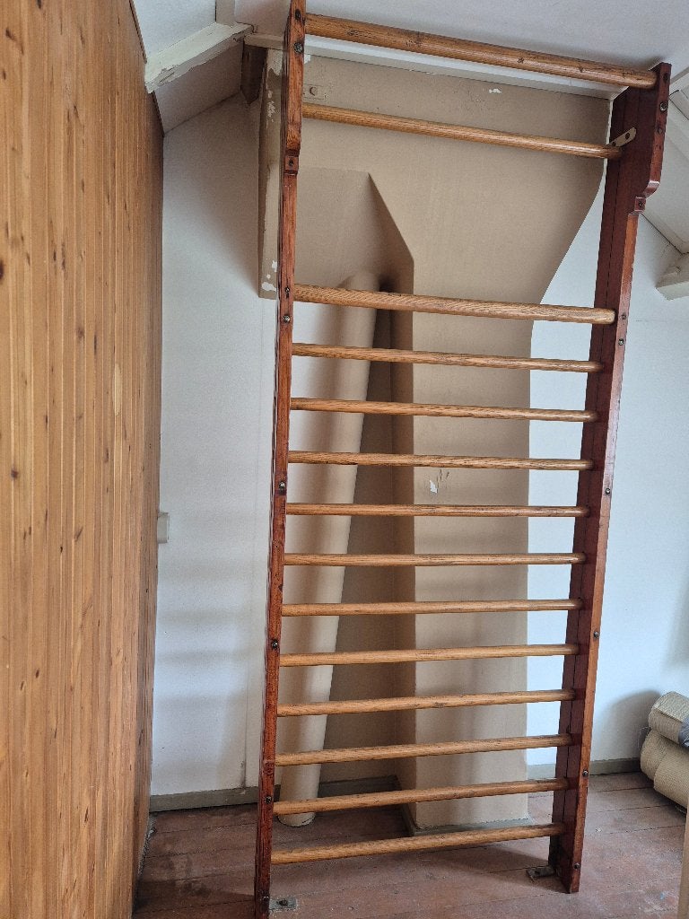Vintage houten wandklimrek – Zweedse ladder, Ophalen, Gebruikt