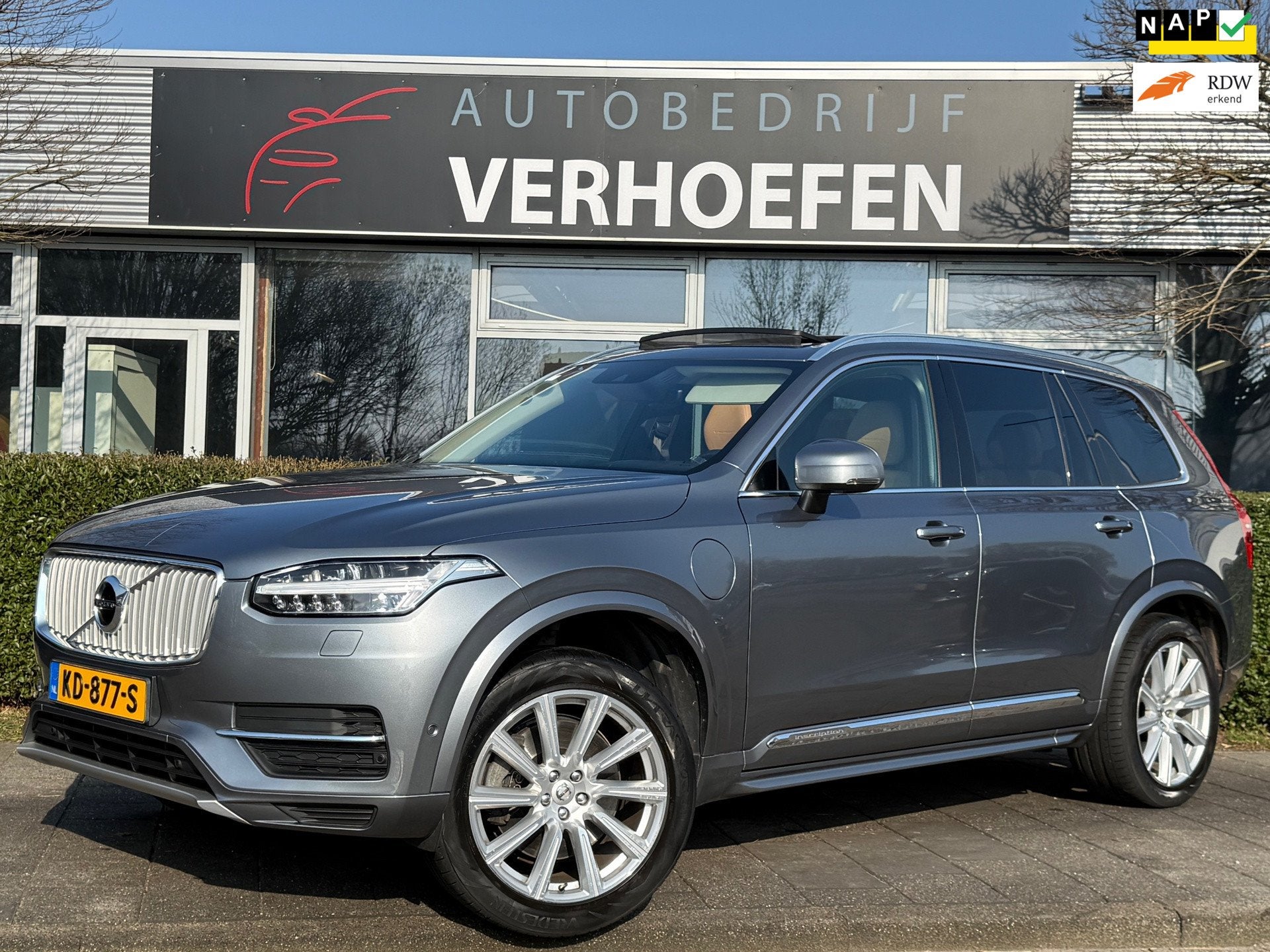 Volvo XC90 2.0 T8 Twin Engine AWD Inscription - 7 PERS - PAN, Auto's, Gebruikt, 1969 cc, 7 stoelen, Bedrijf