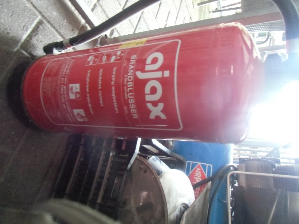 brandblussers ajax 3 keer grote blussers, Ophalen of Verzenden, Zo goed als nieuw, Brandblusser