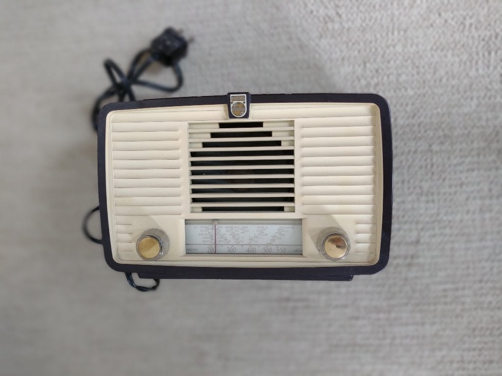 te koop kleine buizenradio, Ophalen, Gebruikt, Overige typen