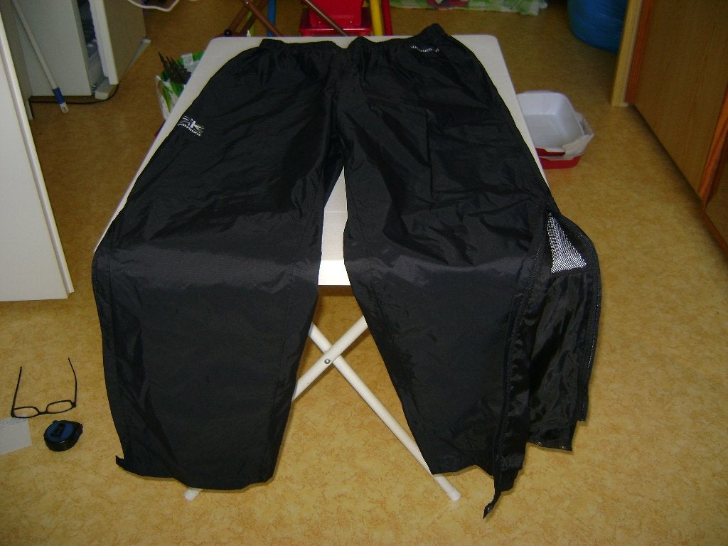 zwarte regen fiets broek mt l van karrimor zwart net gevoerd, Caravans en Kamperen, Ophalen of Verzenden, Zo goed als nieuw, Regenbroek