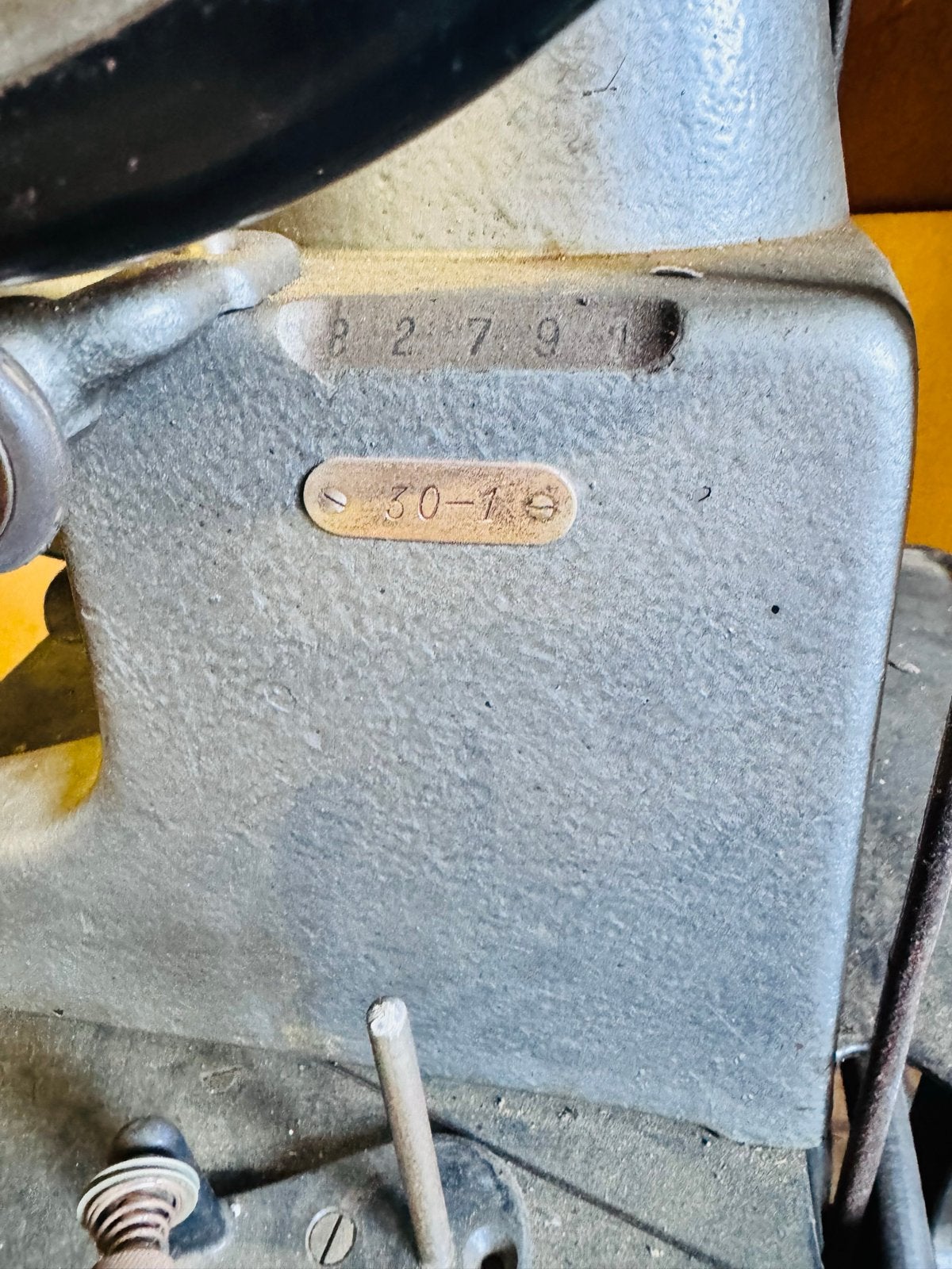 Antieke Industriële naaimachine Adler 30-1, Gebruikt, Naaimachine, Industrieel, Ophalen