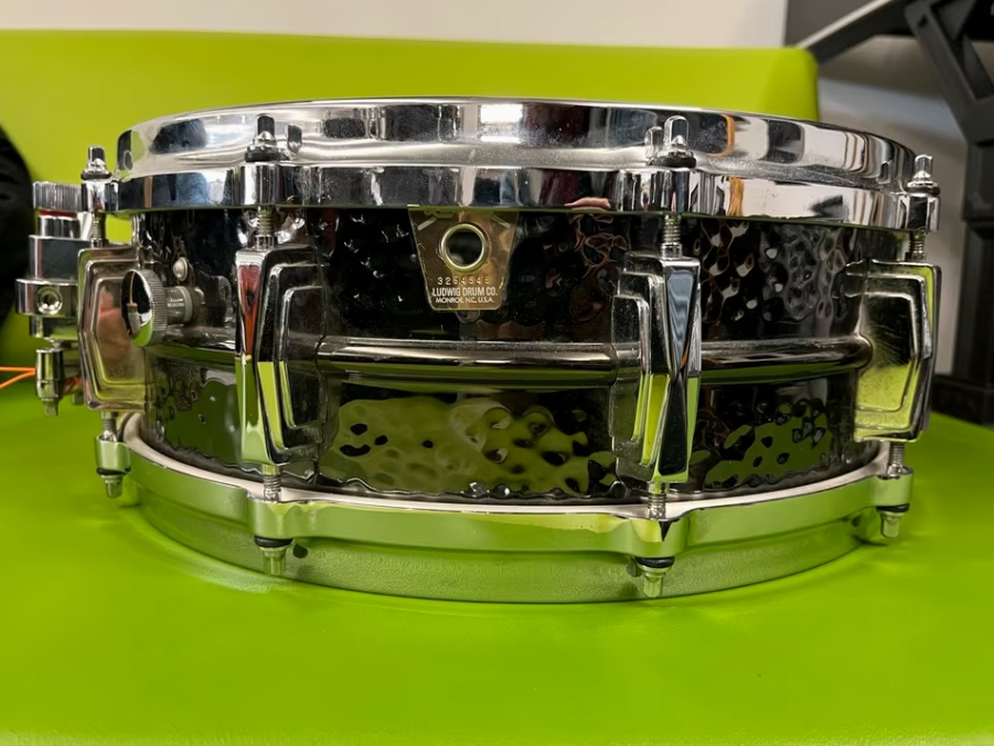 Ludwig Black Beauty 14x5 snare drum