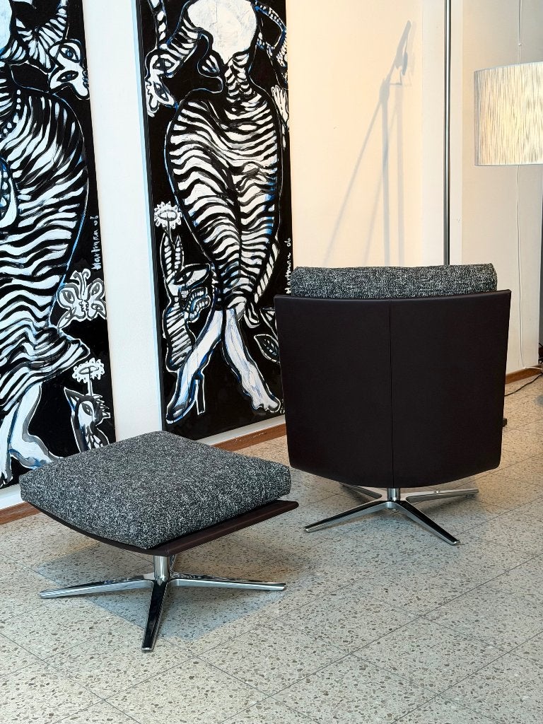 Leolux Kudo draaifauteuil plus hocker, Ophalen, Leer, Nieuw, 75 tot 100 cm