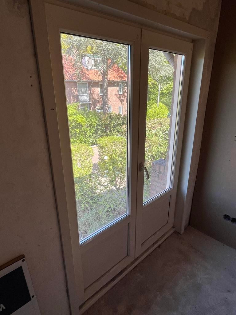 5 kunstof kozijnen met HR++ glas, Gevelraam of Ruit, Gebruikt, 80 tot 120 cm, Dubbelglas