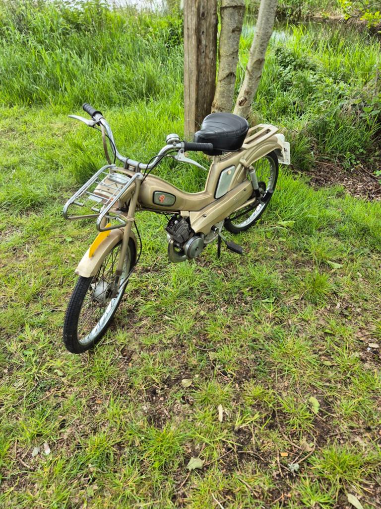 Kaptein Mobylette brommer met geel kenteken uit 1968!, Fietsen en Brommers, Ophalen, Gebruikt, Maximaal 45 km/u, 49 cc