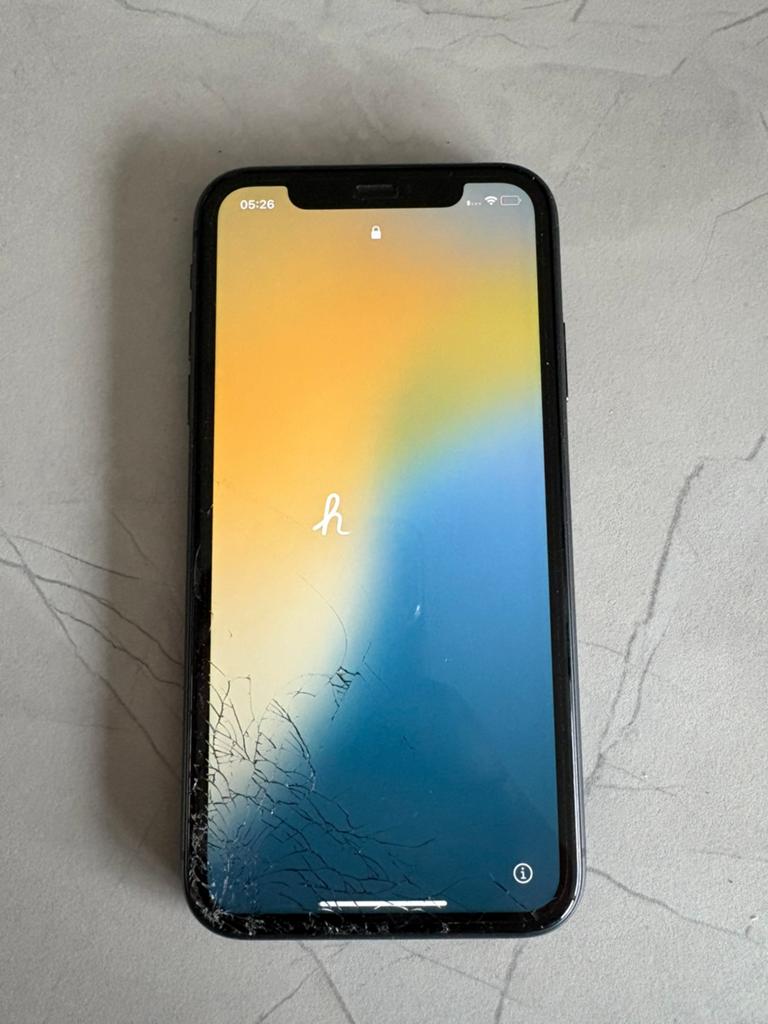 Iphone 11 met kapot scherm, Ophalen of Verzenden, Zo goed als nieuw