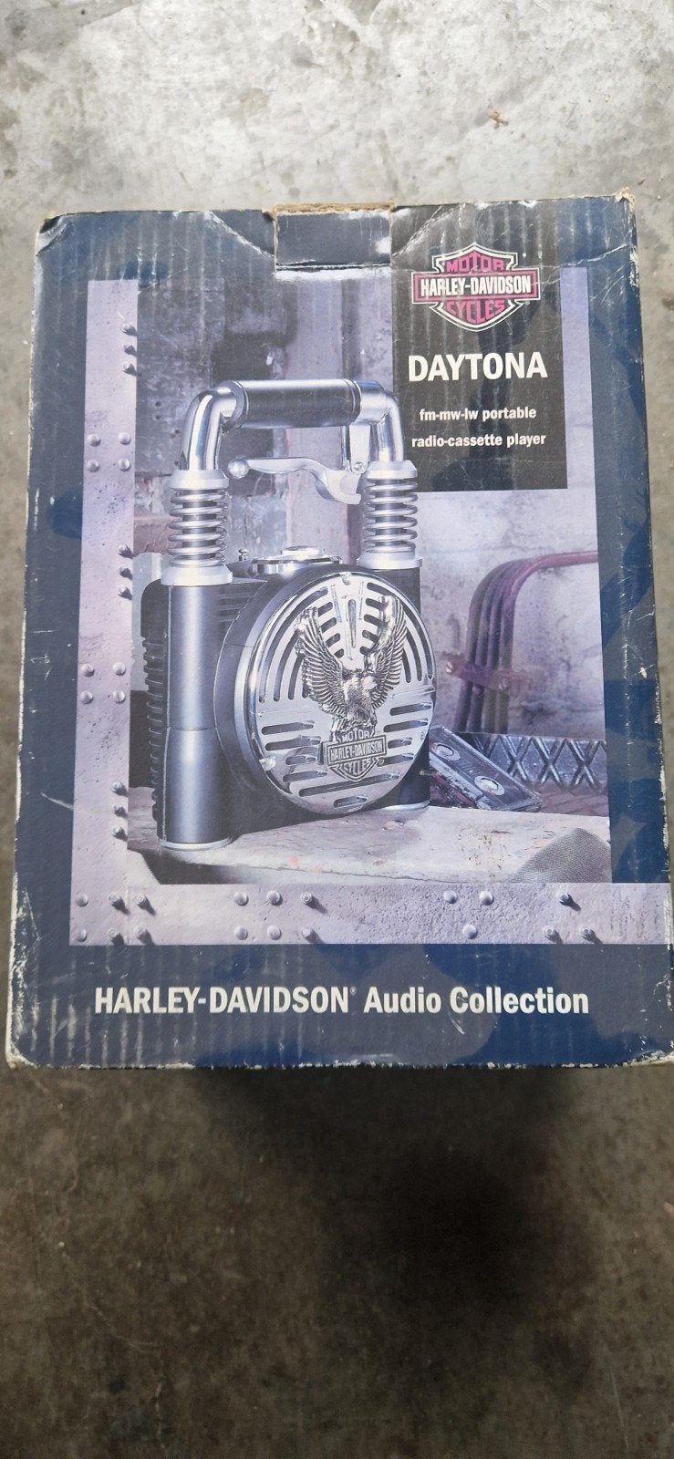 Harley-Davidson Daytona FM-MW Draagbare Radio-Cassettespel, Ophalen of Verzenden, Zo goed als nieuw, Radio