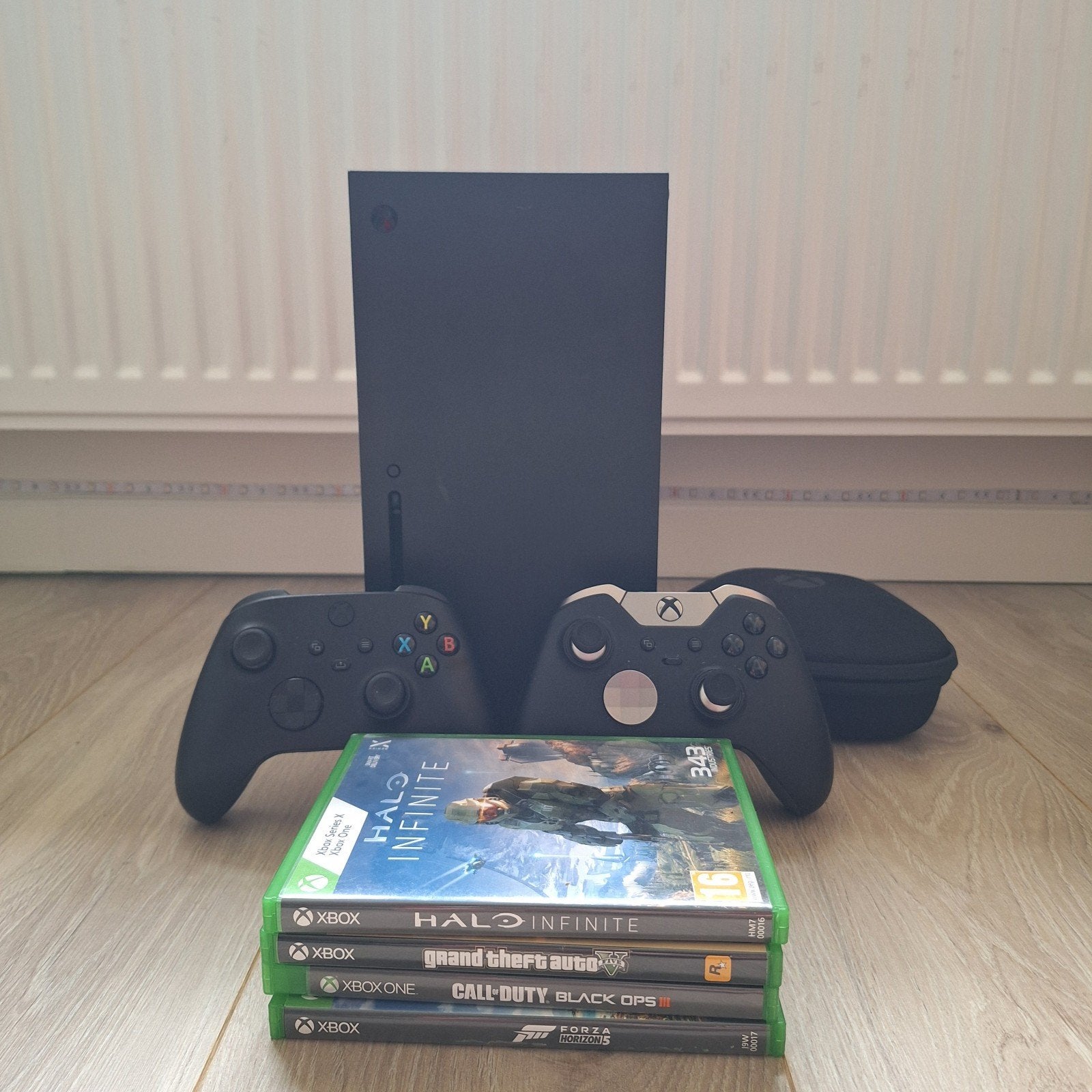 Xbox Series X 1TB + Elite + 2e controller + 4 games, Ophalen of Verzenden, Zo goed als nieuw, Xbox Series X