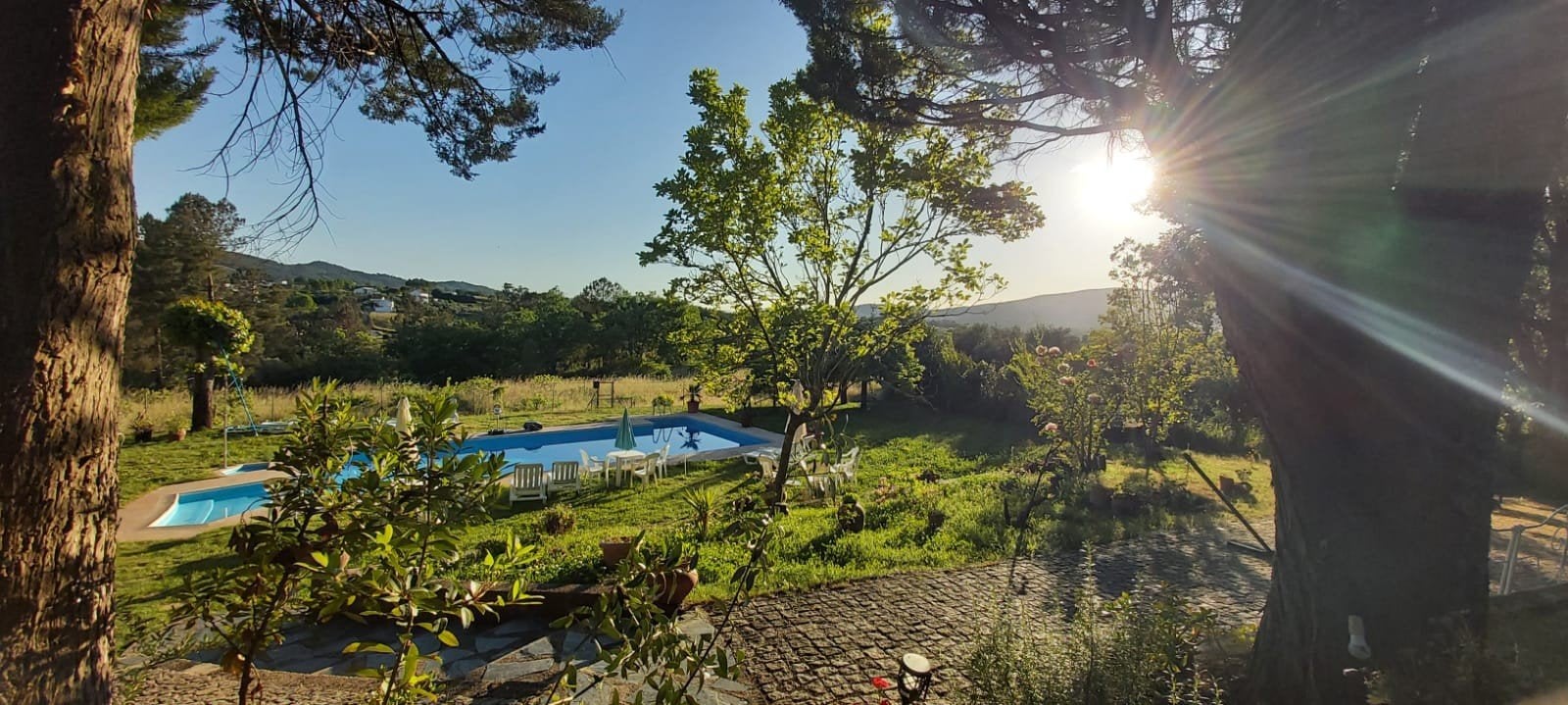 Tinyhouse en Guesthouse op landgoed in midden Portugal.
