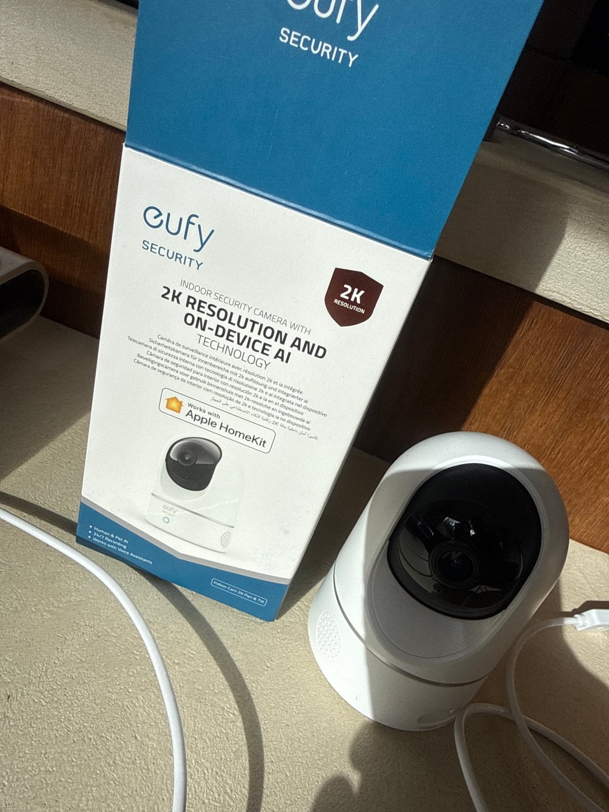Eufy Indoor Beveiligingscamera 2K met AI en HomeKit, Ophalen, Zo goed als nieuw, Binnencamera