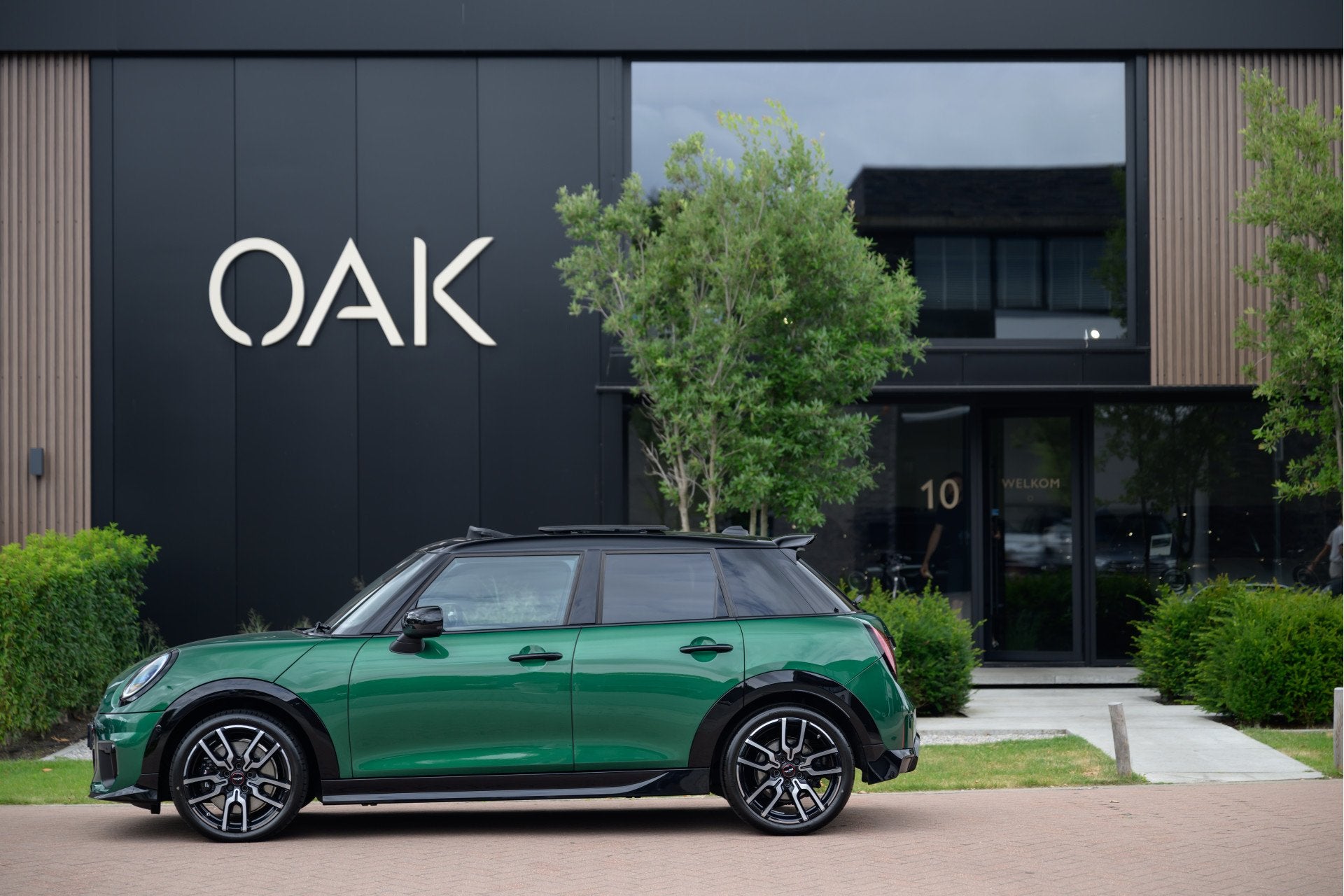 MINI 5-deurs 1.5 Cooper C John Cooper Works M | Panorama | L, Auto's, Mini, 12 maanden, Gebruikt, 156 pk, Leder