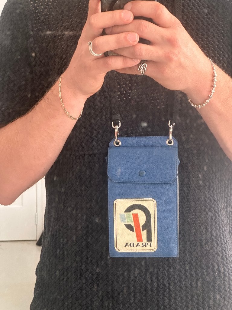 Prada Saffiano Neck Pouch (tas / bag), Verzenden, Gebruikt, Blauw, Schoudertasje