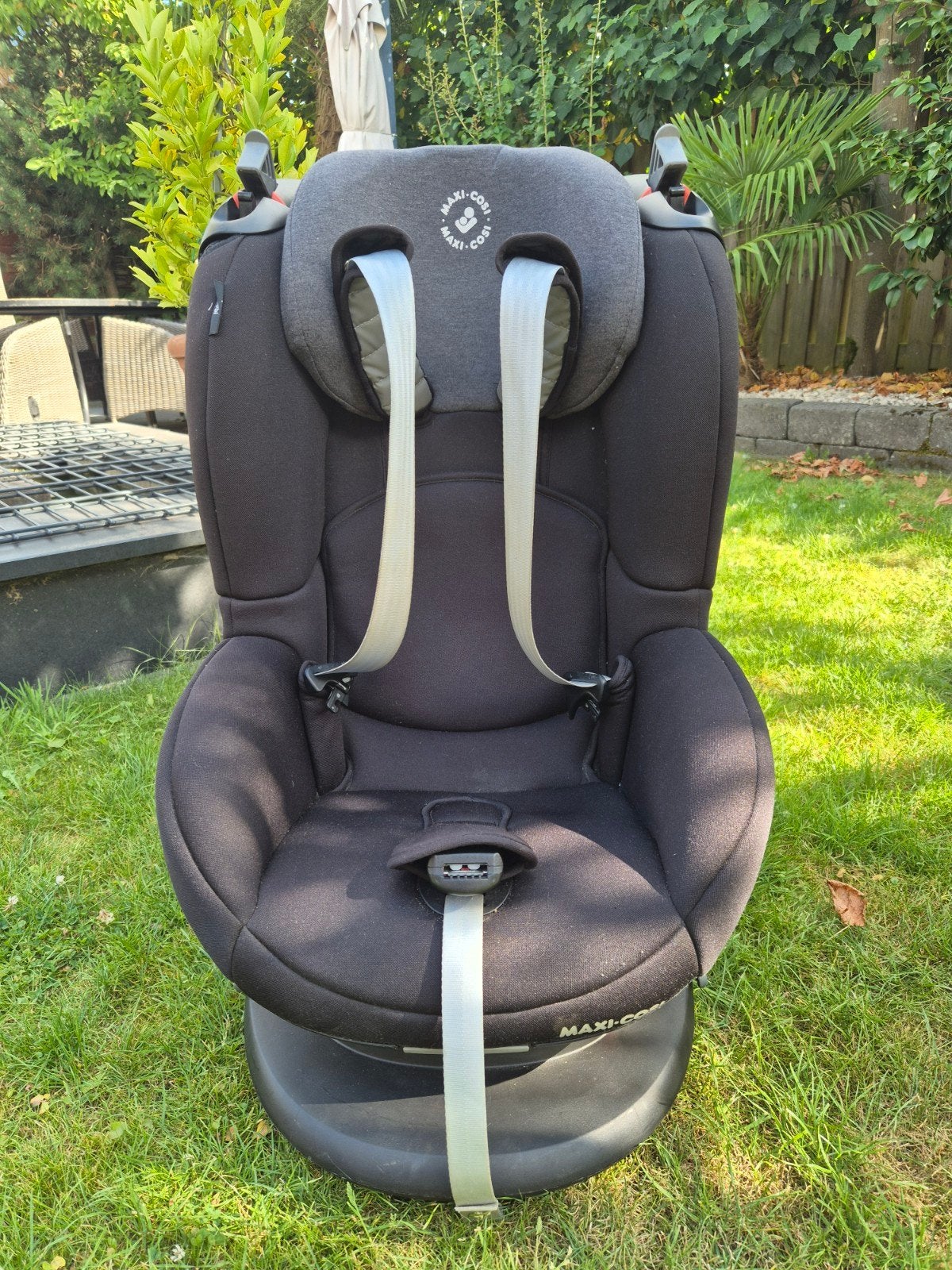 Autostoel Maxi Cosi Tobi, met ligstand, badstof beschermhoes, Ophalen, Autogordel, 9 t/m 18 kg, Zo goed als nieuw