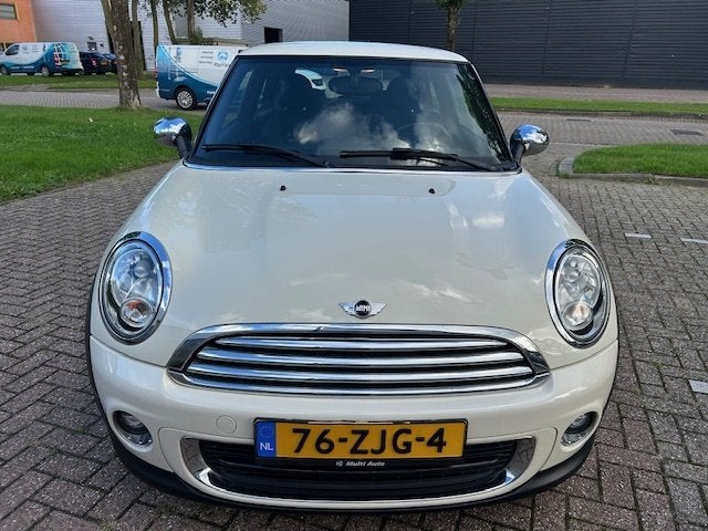 Mini 3-Deurs 1.6 One Bns Line NAVI CRUISE AIRCO NAP!, Auto's, Euro 5, Stof, 4 cilinders, 4 stoelen