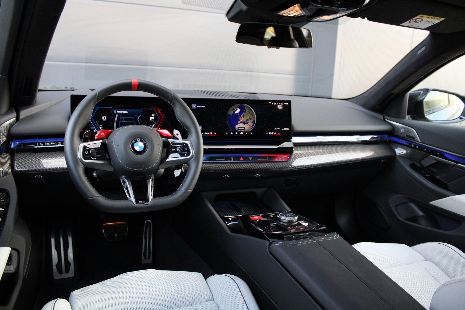 Foto 4 van BMW 5 Serie Touring M5 | KERAMISCH | BTW | M-DRIVE PROFESSIO
