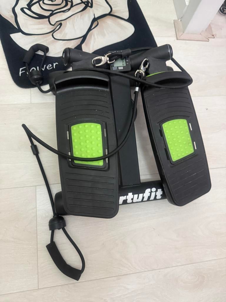 VirtuFit Stepper met Weerstandsbanden, Sport en Fitness, Fitnessmaterialen, Gebruikt, Overige typen, Armen, Ophalen