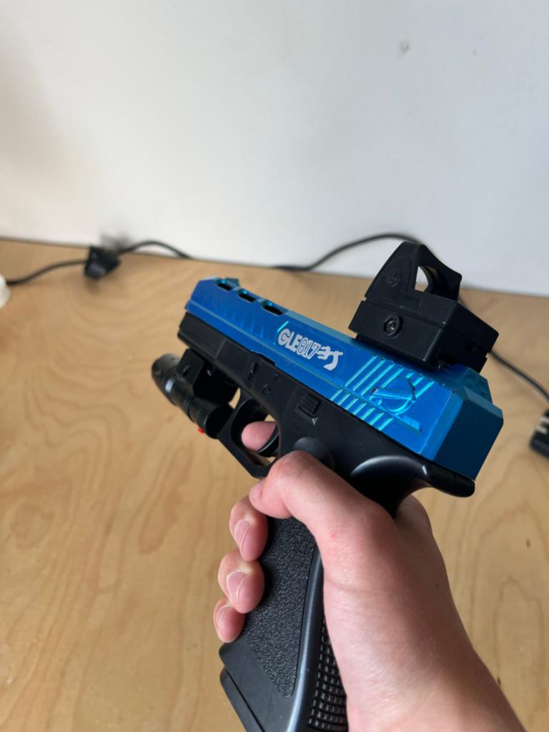 Glock Gel Blaster met accessoires, Ophalen of Verzenden, Zo goed als nieuw