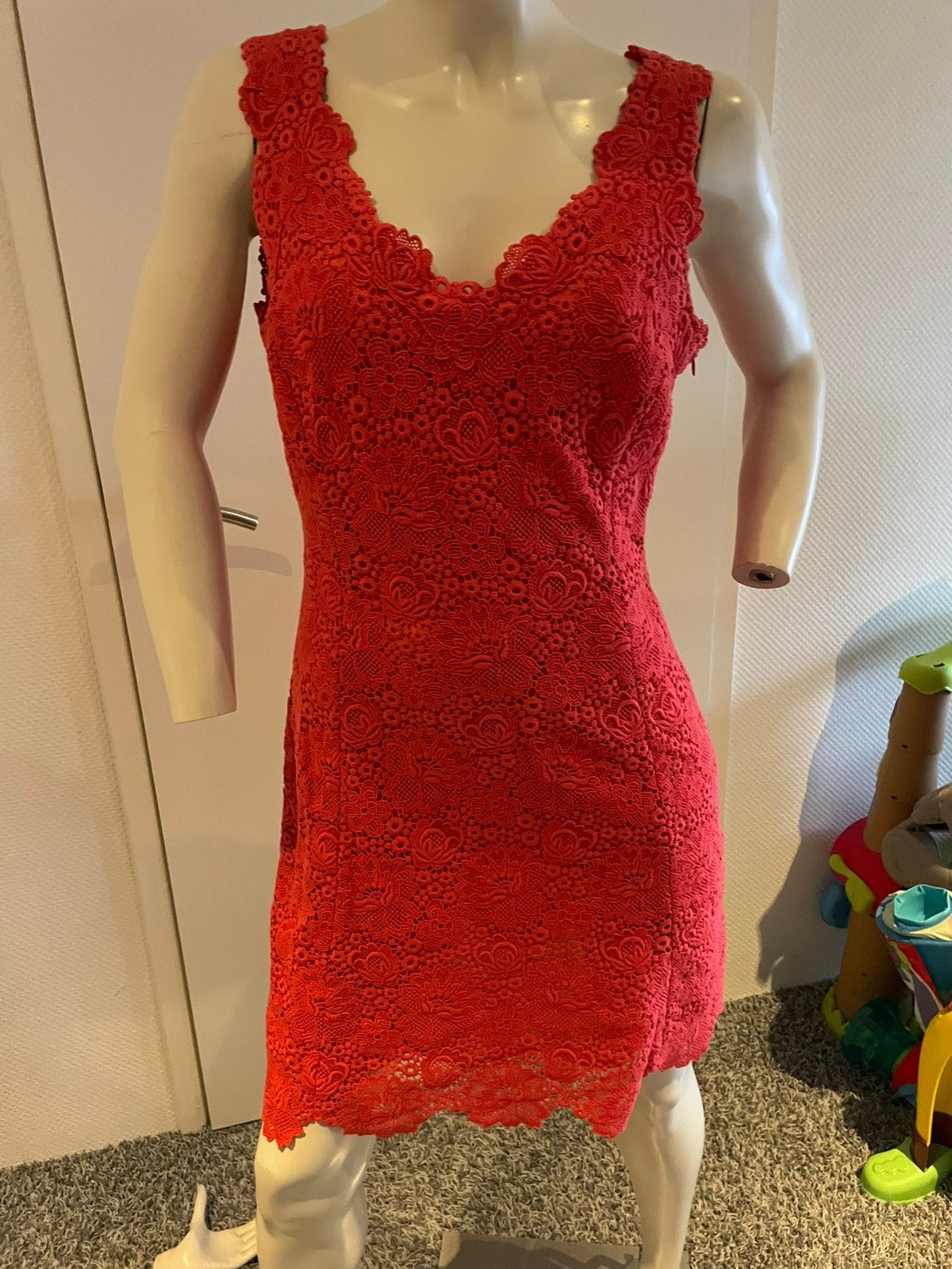 Blumarine jurkje met kant maat it 42 nl 38, Kleding | Dames, Gelegenheidskleding, Maat 38/40 (M), ., Cocktailjurk, Ophalen of Verzenden