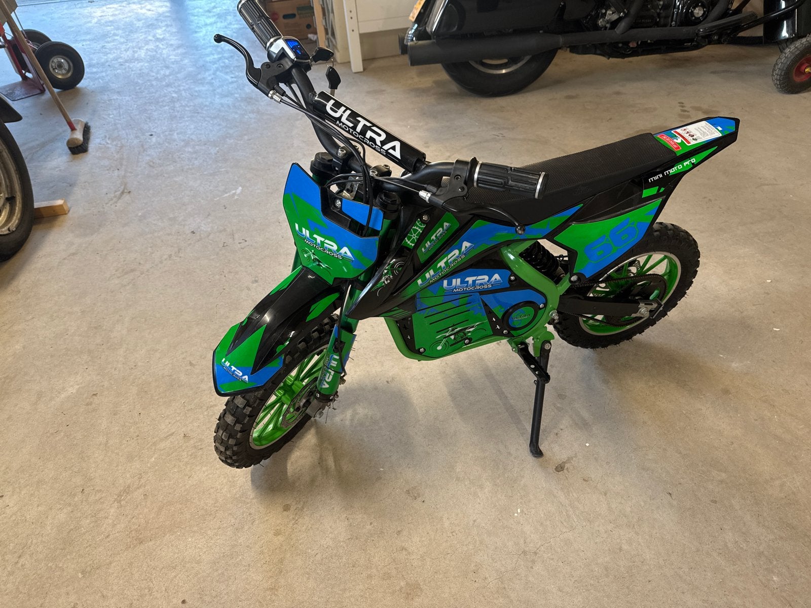 Zo goed als nieuwe elektrische crossmotor met 3 snelheden, Fietsen en Brommers, Minibikes, Midibikes en Pitbikes, Ophalen of Verzenden
