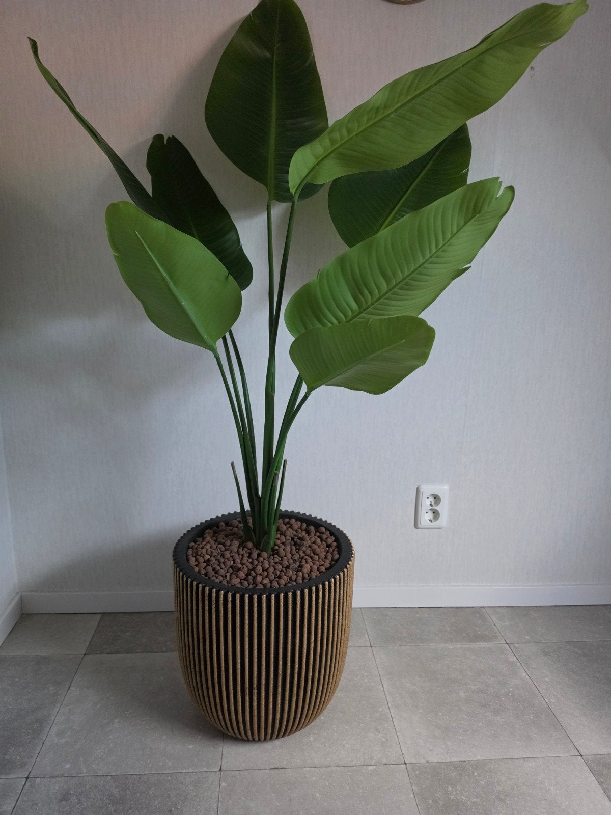 Stijlvolle plantenbak met uniek lattenontwerp, Ophalen, Nieuw