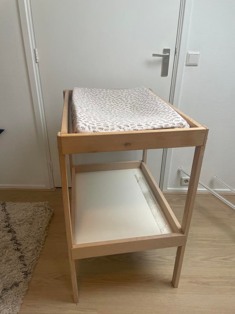 Houten Aankleedtafel (IKEA Sniglar) met Aankleedkussen, Gebruikt, Aankleedkussen, Standaard, Ophalen