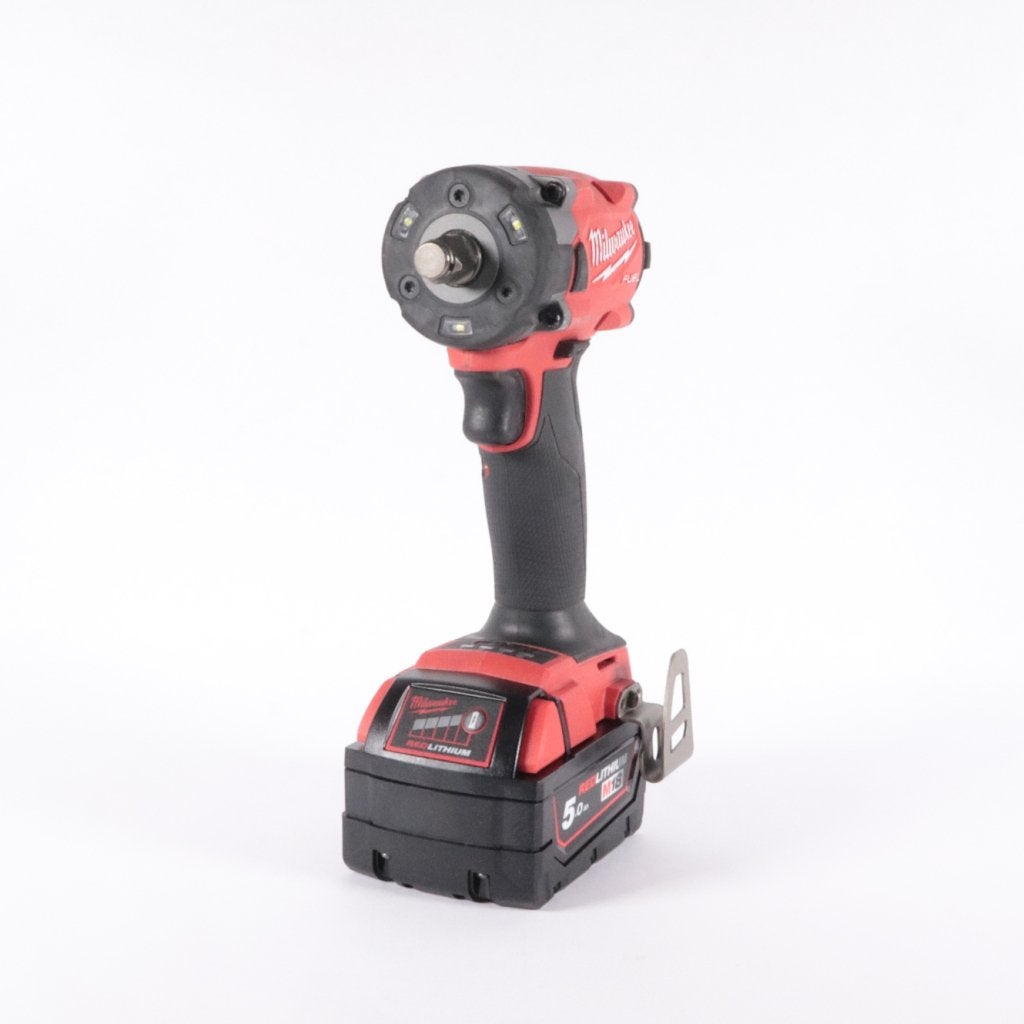 Milwaukee M18 Fuel ''1/2'' Compacte Slagmoersleutel - ZGAN, Doe-het-zelf en Verbouw, Milwaukee, Zo goed als nieuw, Support@milwaukee.com