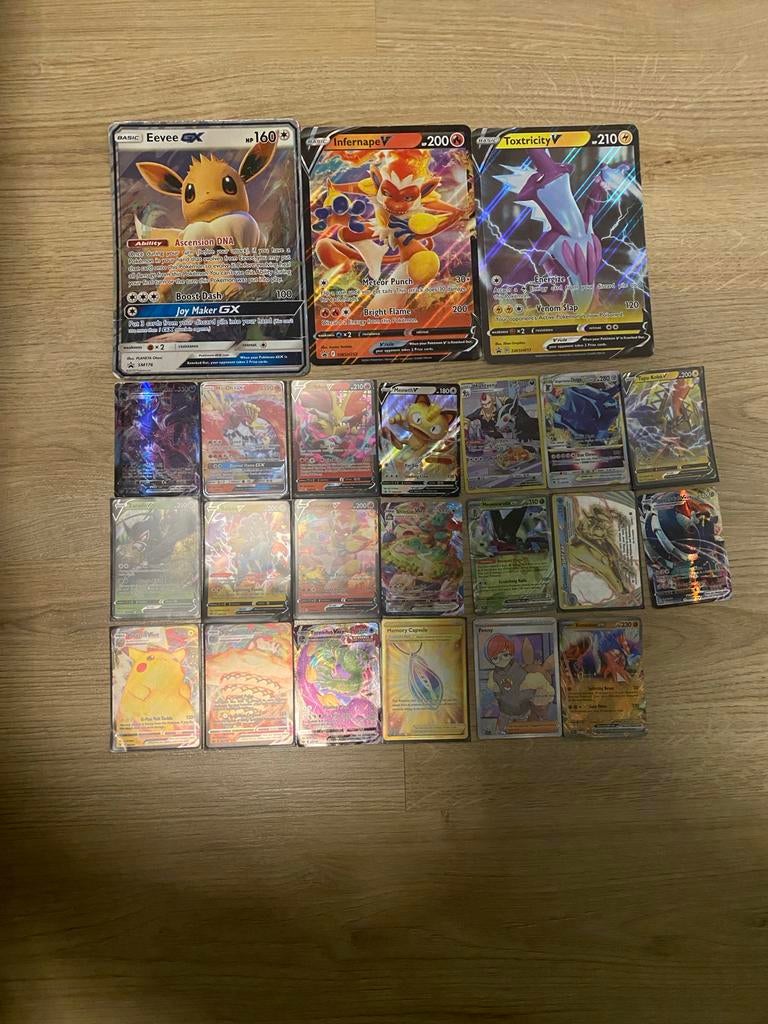 Pokémon Kaartjes - Diverse collectie met zeldzame kaarten, Ophalen of Verzenden, Zo goed als nieuw, Meerdere kaarten, Foil