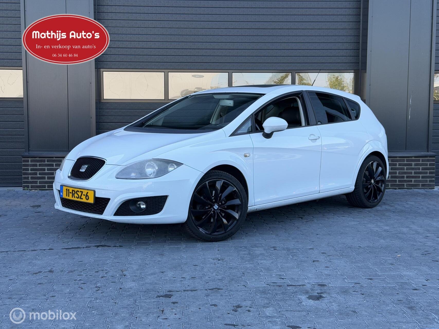 Seat Leon 1.2 TSI Ecomotive Businessline COPA Leder Dakje!, Voorwielaandrijving, Euro 5, Xenon verlichting, 4 cilinders