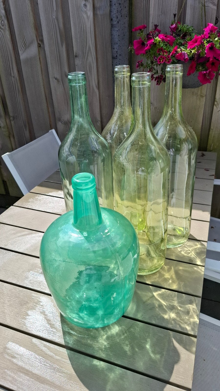 Decoratieve glazen flessen/vazen, Ophalen